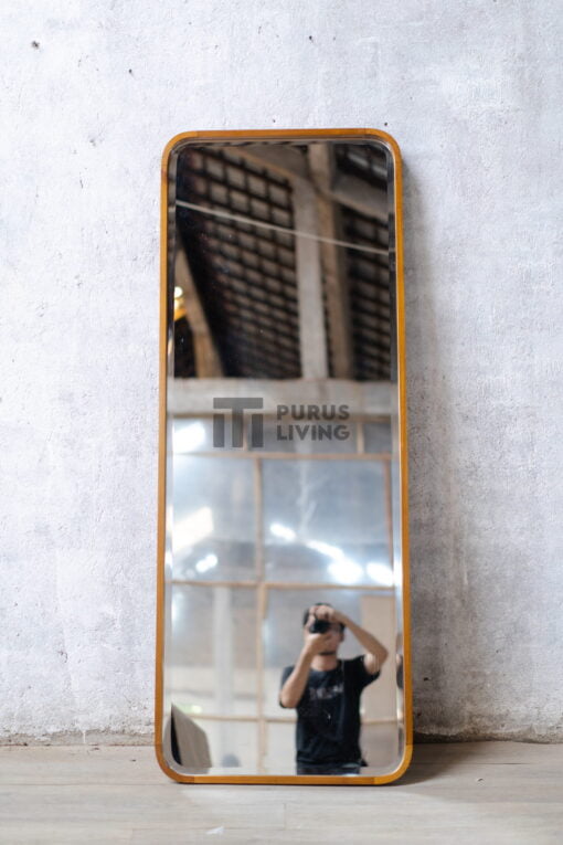 cermin dinding minimalis-cermin kayu jati