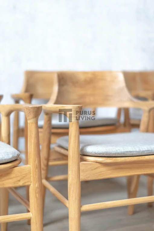 kursi makan kayu minimalis modern-kursi makan kayu jati-kursi cafe kayu jati minimalis-kursi cafe minimalis modern