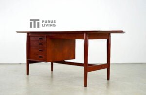 Meja Belajar Aesthetic