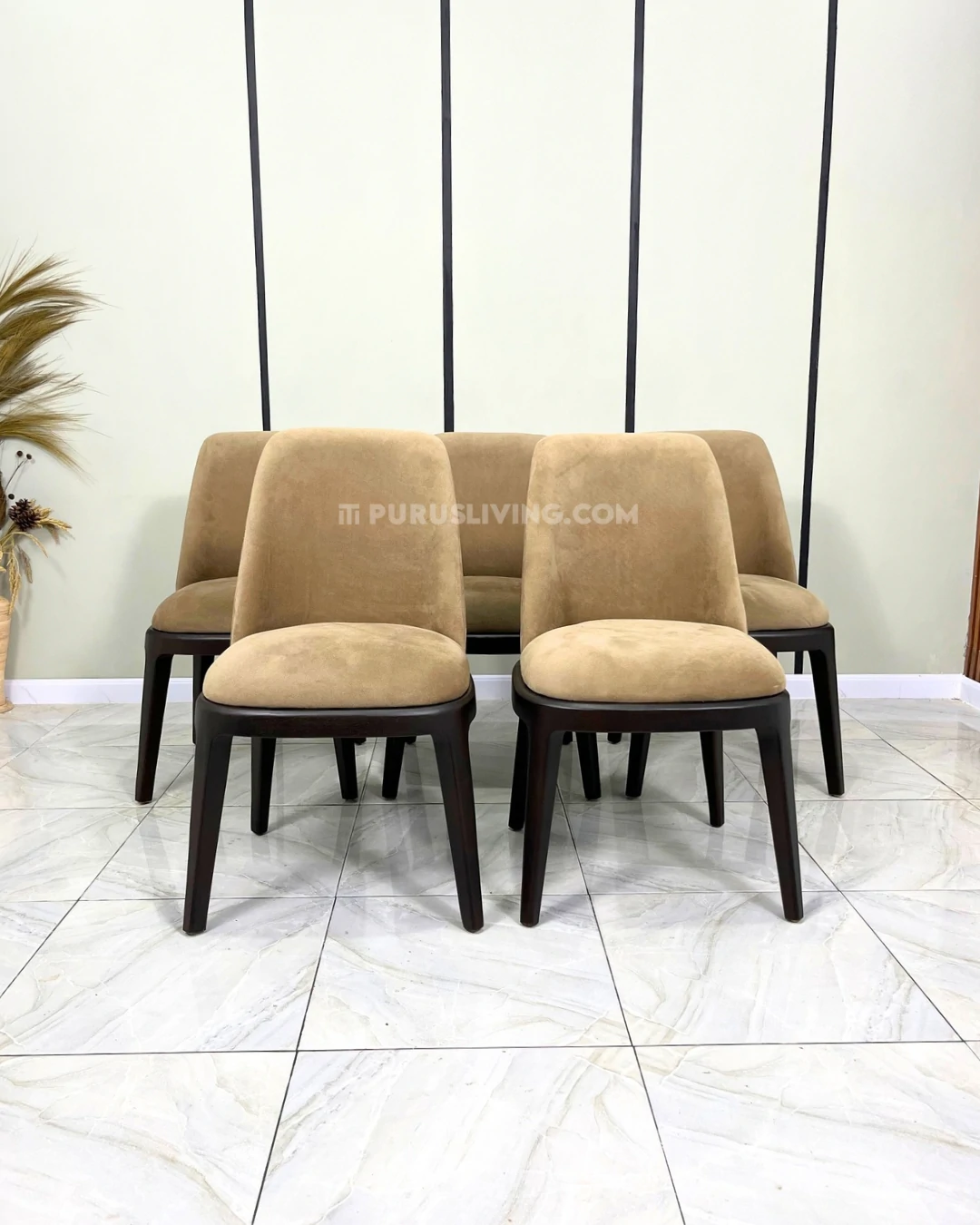 kursi restoran dan cafe minimalis modern