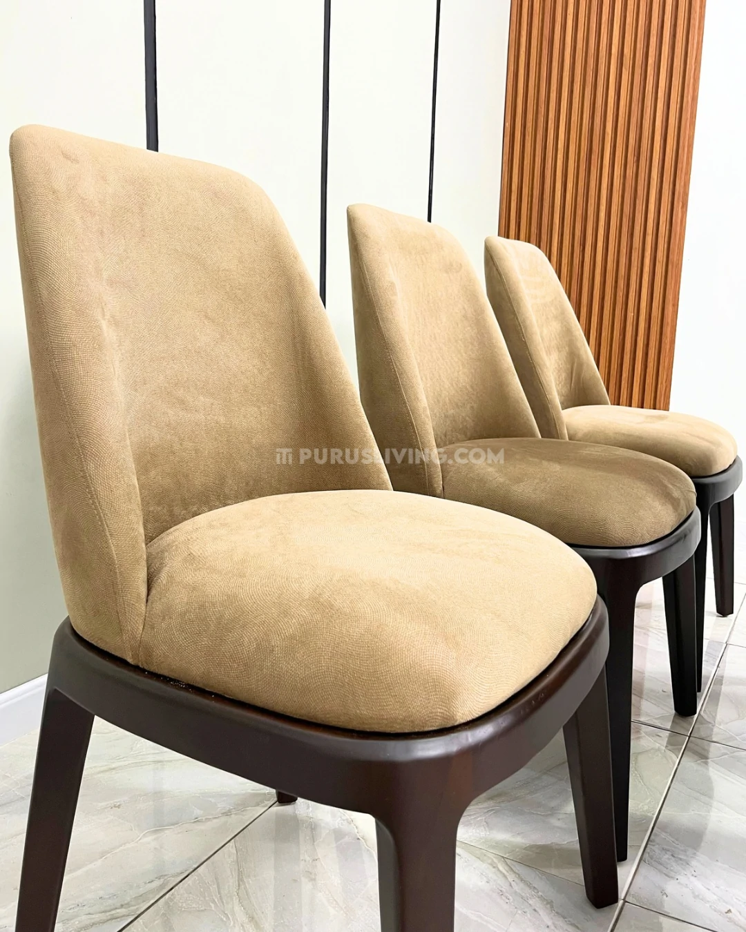 kursi restoran dan cafe minimalis modern